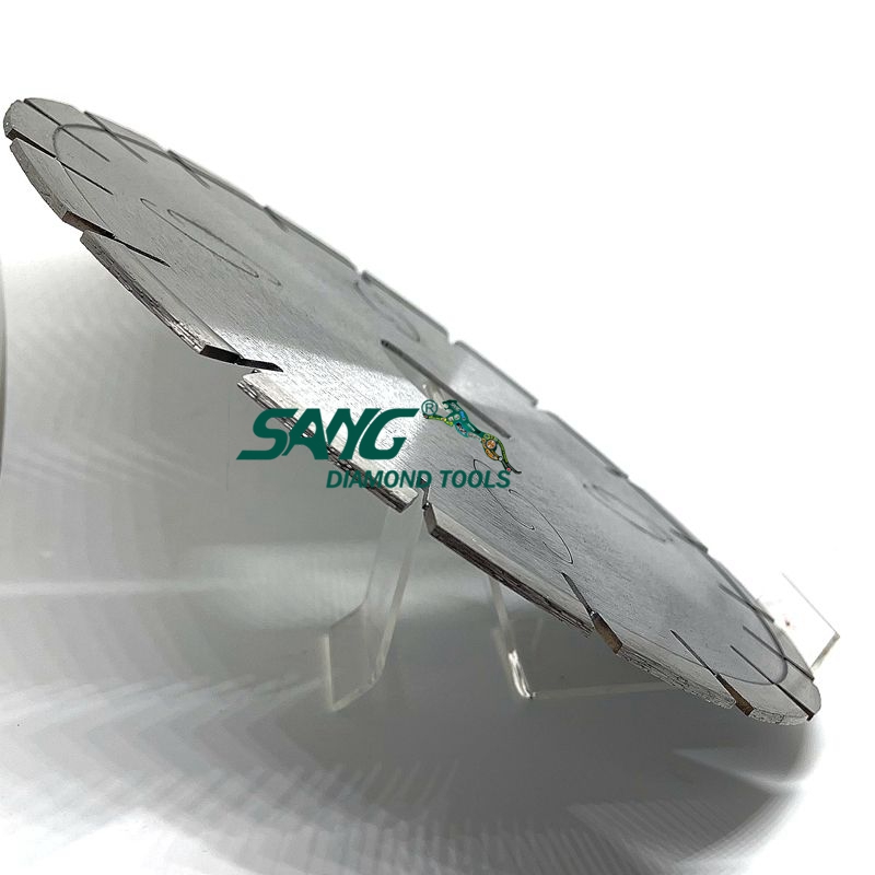 Breme de scie circulaire de diamant de 150 mm 6 pouces coupée pour le béton vert